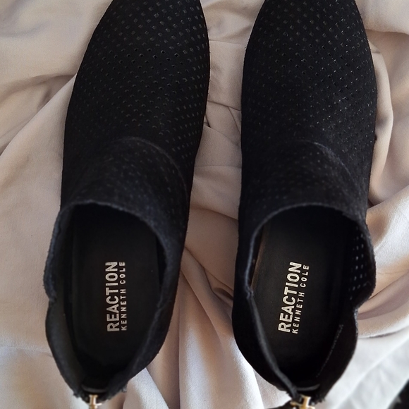 Kenneth Cole suede booties - Picture 15 of 16